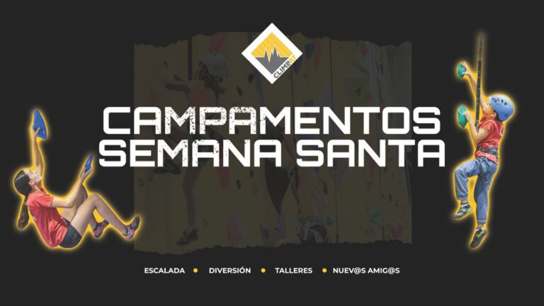 Niños y niñas escalando en los campamentos de Semana Santa de Climbat, una actividad infantil de escalada, juegos y talleres.